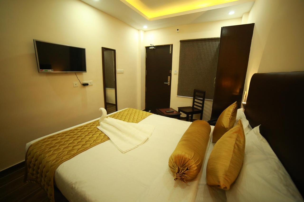 Sapphire Inn Puduččéri Exteriér fotografie