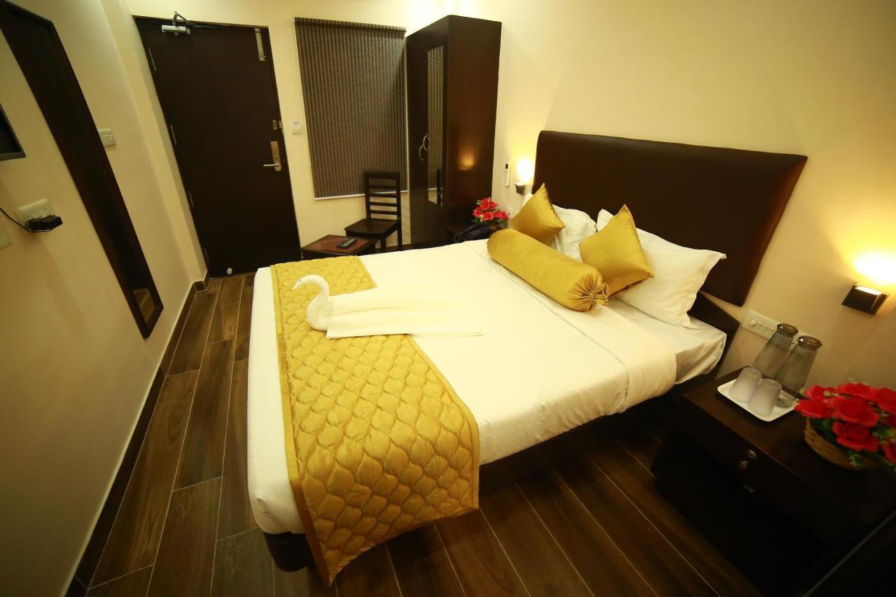 Sapphire Inn Puduččéri Exteriér fotografie