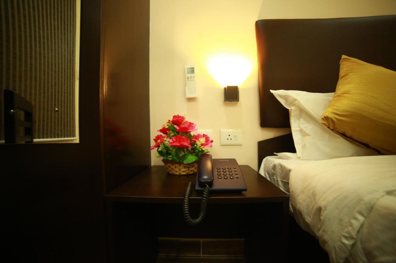 Sapphire Inn Puduččéri Exteriér fotografie